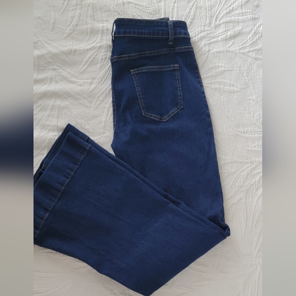 Highrise wide leg jean, tall - Picture 4 of 6